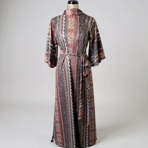 Vintage 70s Handmade Pashmina print dress. With pockets